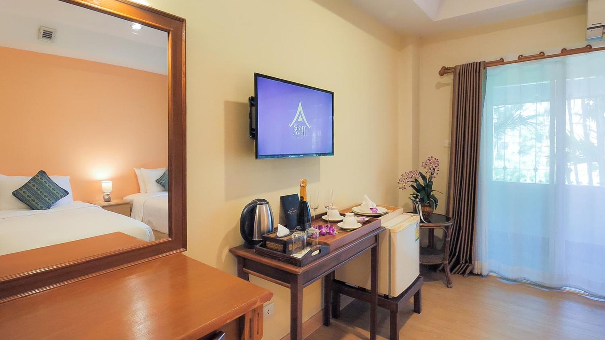 Siam Avari Hotel, Chiang Rai Exteriör bild