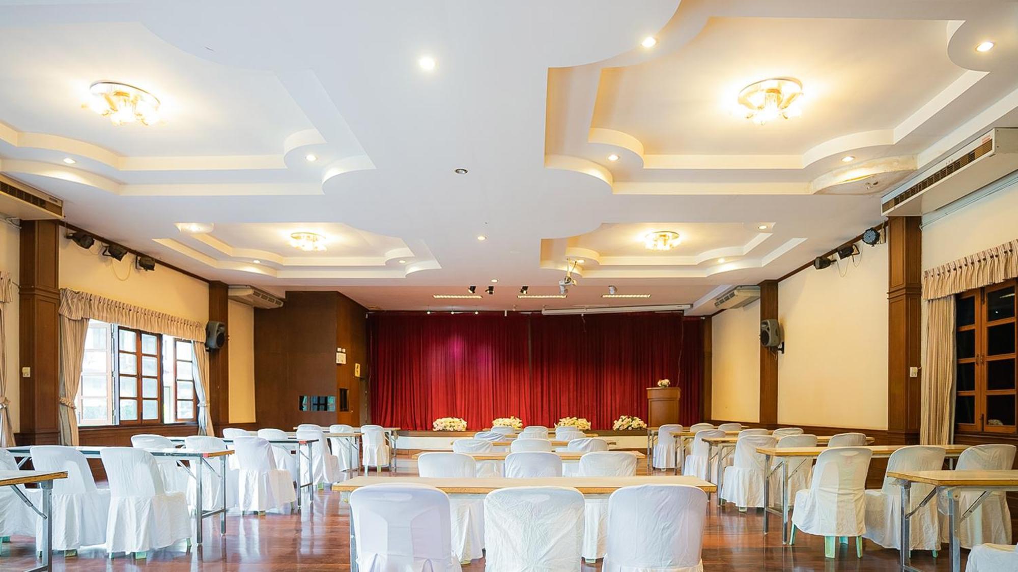 Siam Avari Hotel, Chiang Rai Exteriör bild